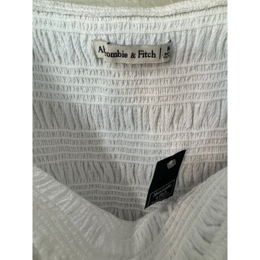 abercrombie fitch Cropped Ruched With 3/4 Sleeve Top NWT
